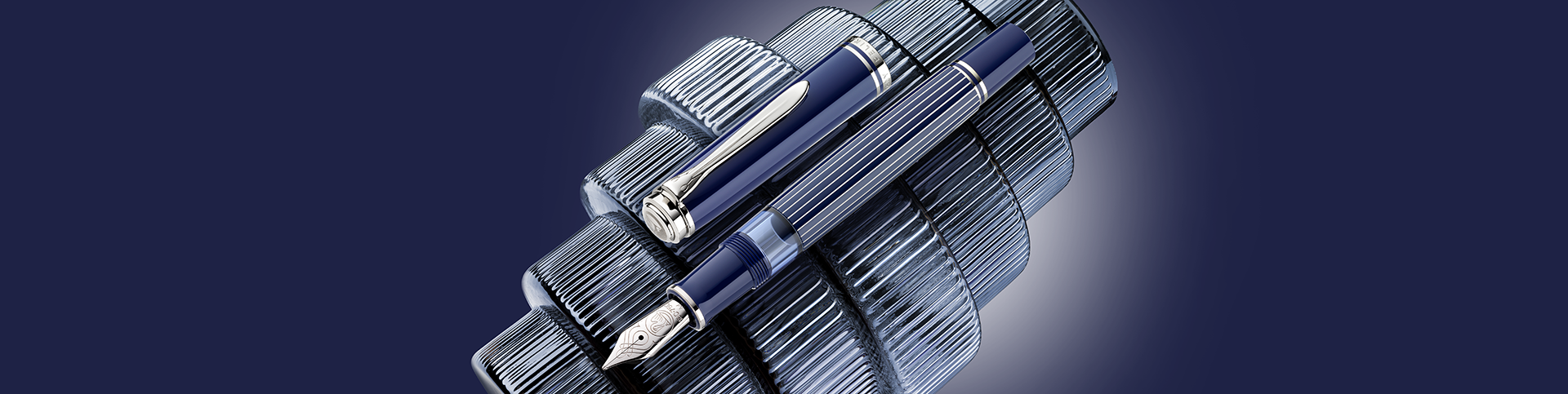 Souverän® 815 Metal Striped Blue